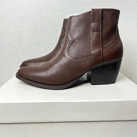 Style & Co Perriee Womens Faux Leather Pointed Toe Cowboy, Western Boots size 6 - Picture 2 of 9